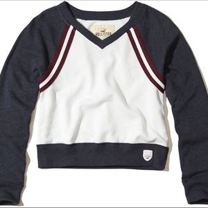 Hollister V Neck Cropped Sweatshirt